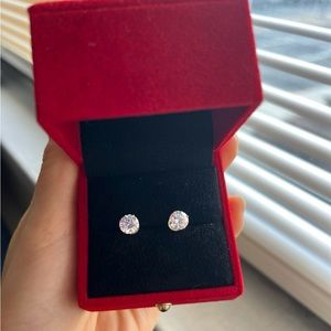 14K Yellow Gold Stud Earrings (cubic zirconia)